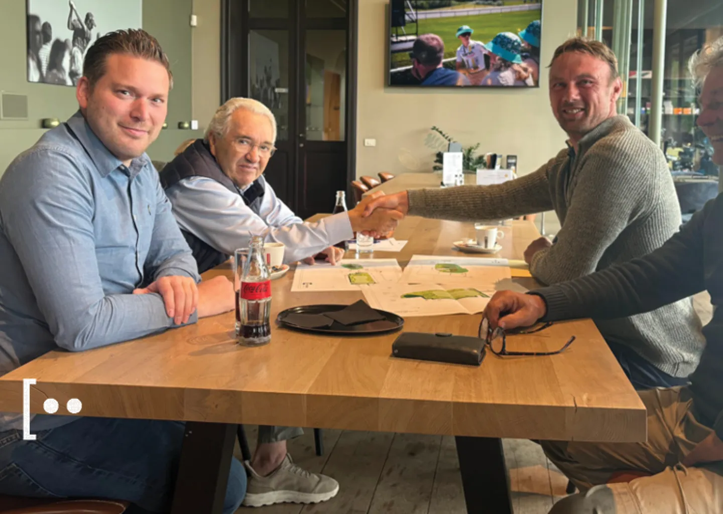 Tuinen Cobbaert bespreekt de groenaanleg voor Wellington Golf Oostende tijdens een tuinproject overleg